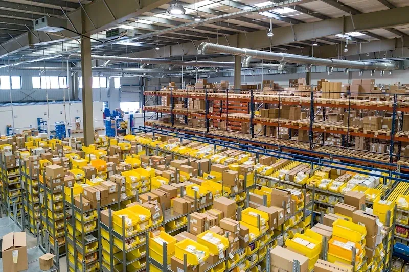 Inspeksi kelaikan unit forklift dan pembinaan personil Operator Lifter Nasional